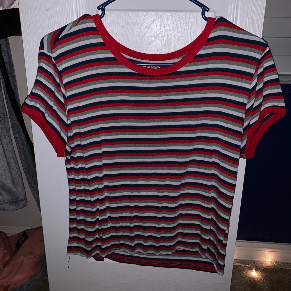 short sleeve shirt